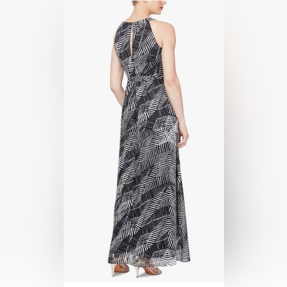 SLNY Black and silver metallic halter maxi‎ Dress - Picture 3 of 6